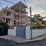 Guest House \